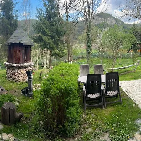 Laconac Holiday home Lupsa
